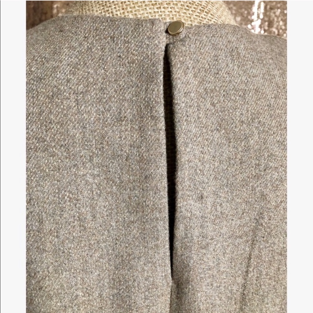 Banana Republic New Tan Metallic Pleated Shell Top - Picture 9 of 12